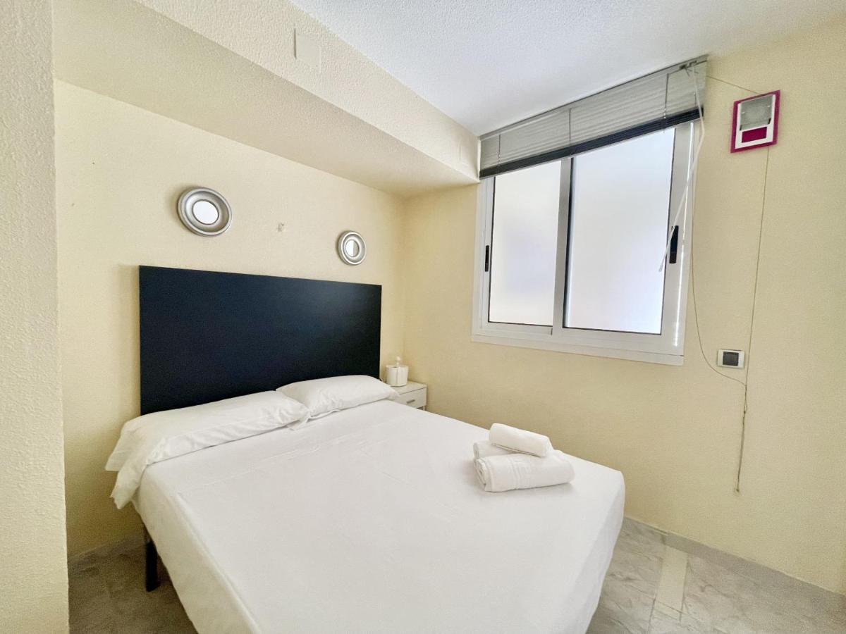 Magnificent Mediterraneo Apartment Benidorm Esterno foto