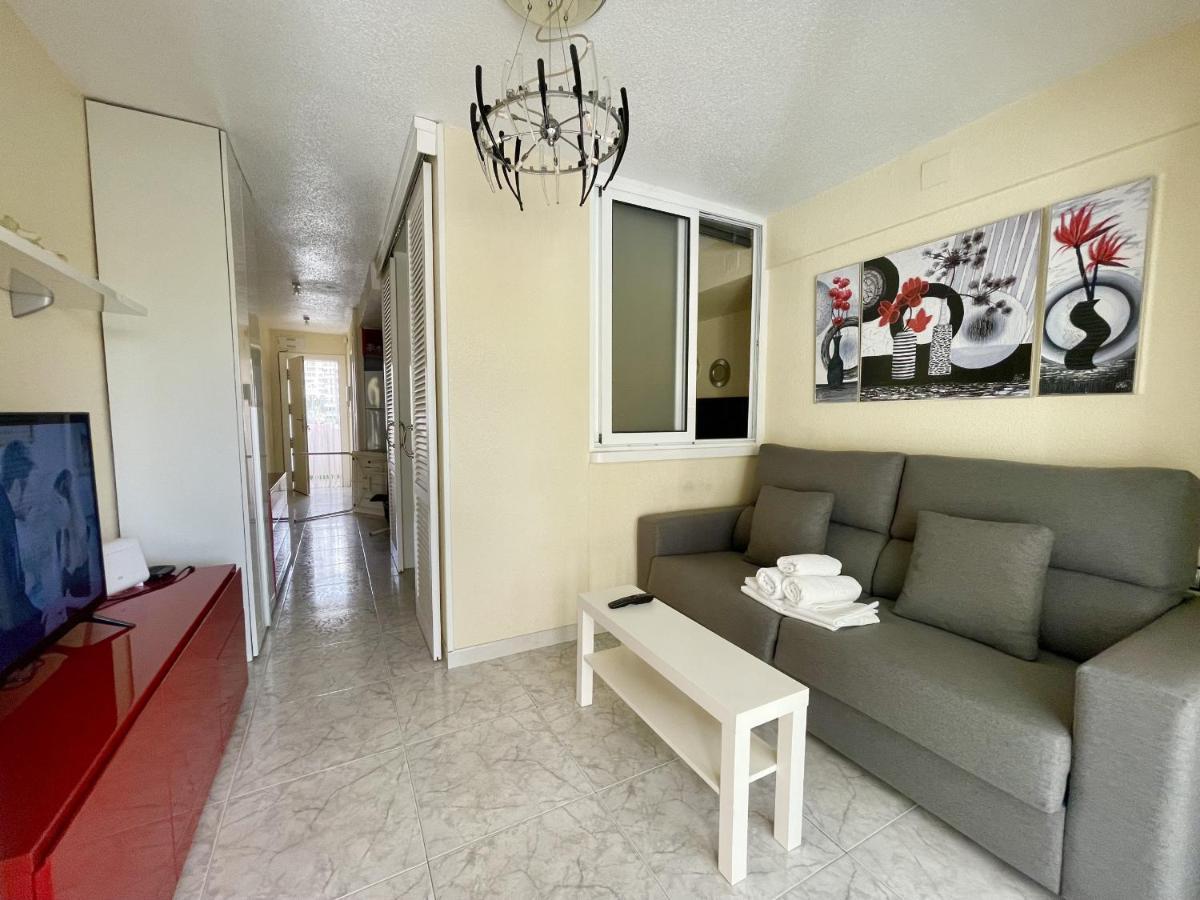 Magnificent Mediterraneo Apartment Benidorm Esterno foto