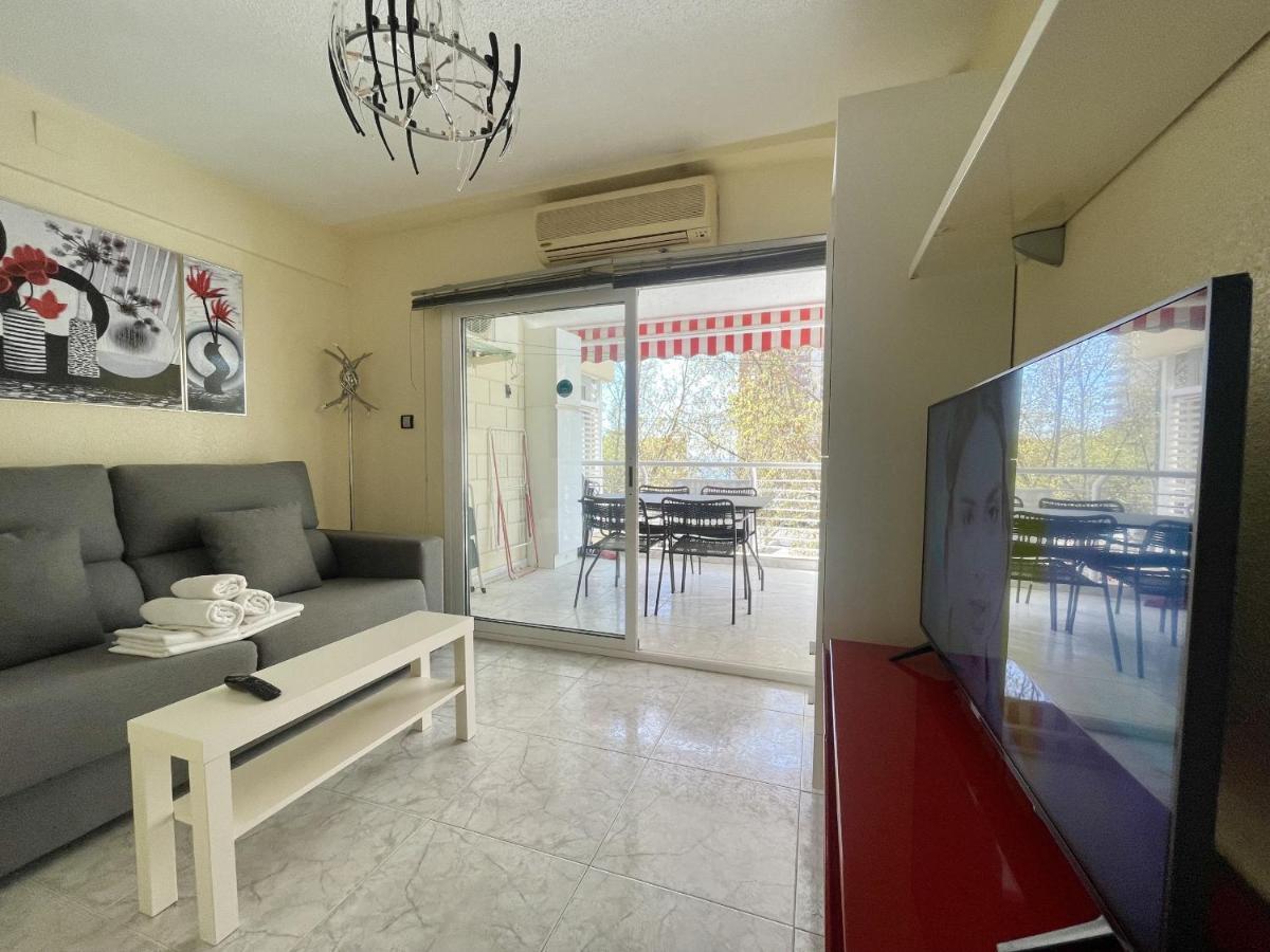 Magnificent Mediterraneo Apartment Benidorm Esterno foto