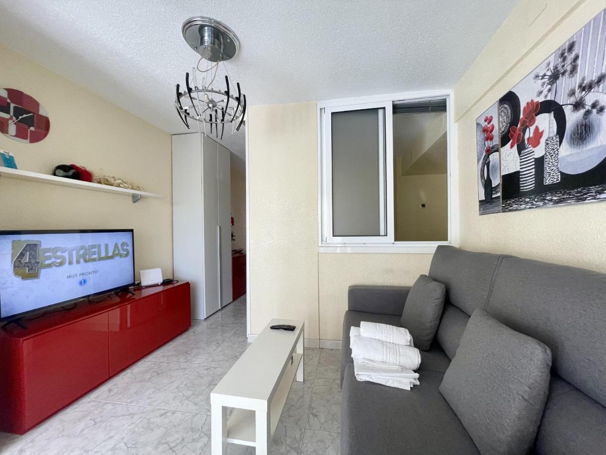 Magnificent Mediterraneo Apartment Benidorm Esterno foto
