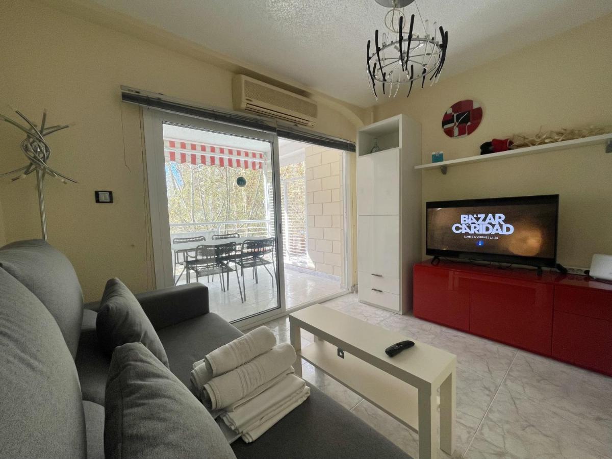 Magnificent Mediterraneo Apartment Benidorm Esterno foto